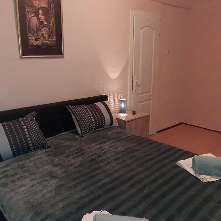 Krin Apartman Subotica Exteriör bild